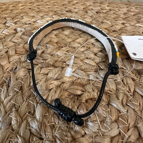 Ubuntu Life White & Gold Beaded Bracelet - Picture 3 of 6